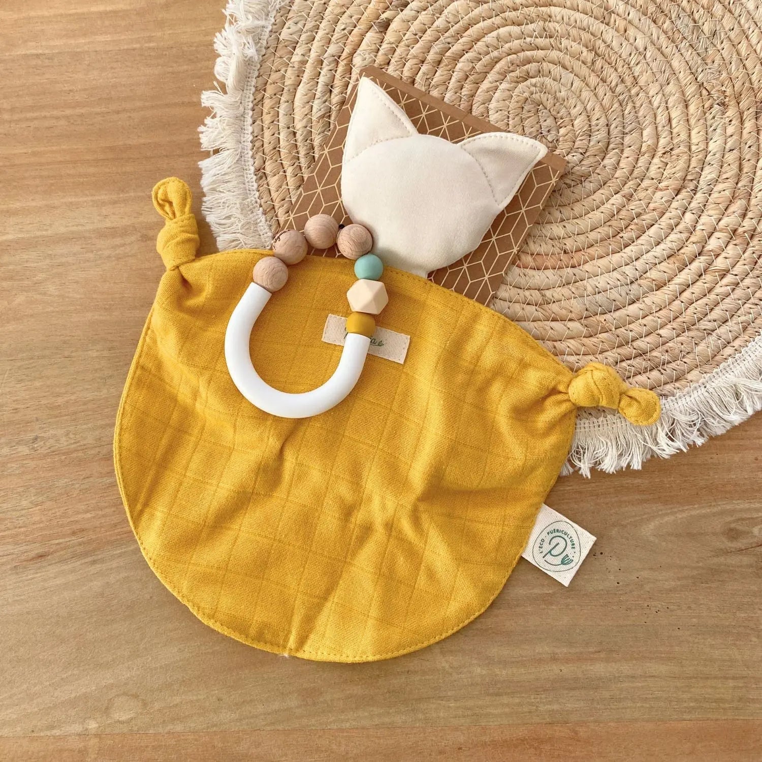 Coffret cadeau naissance doudou coton bio Pitigaia - Jaune 