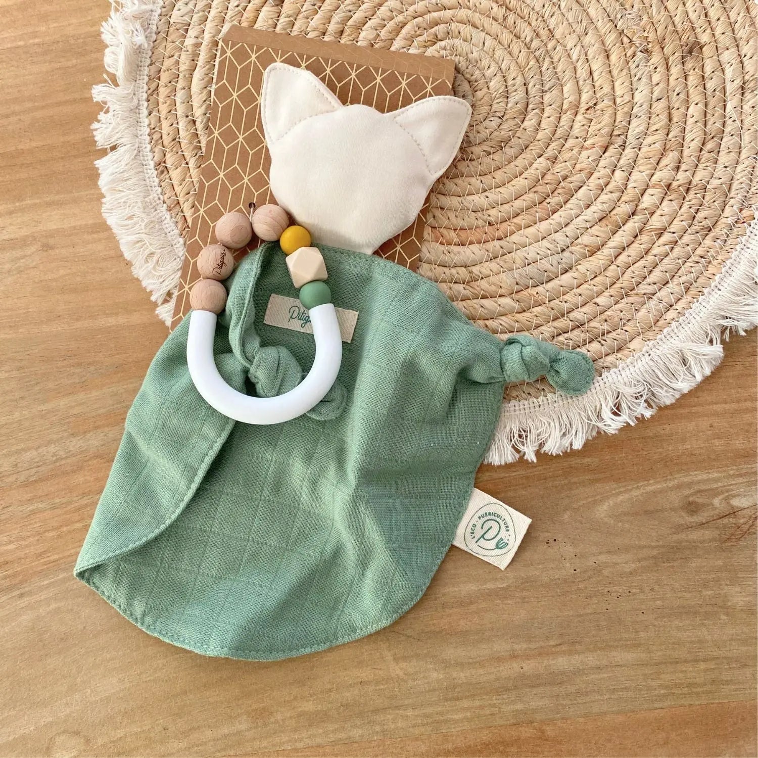 Coffret cadeau naissance doudou coton bio Pitigaia - Vert 