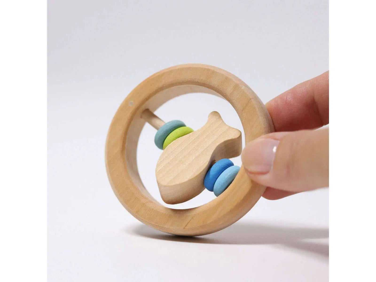 Hochet en bois Petit Poisson Grimm's Grimms