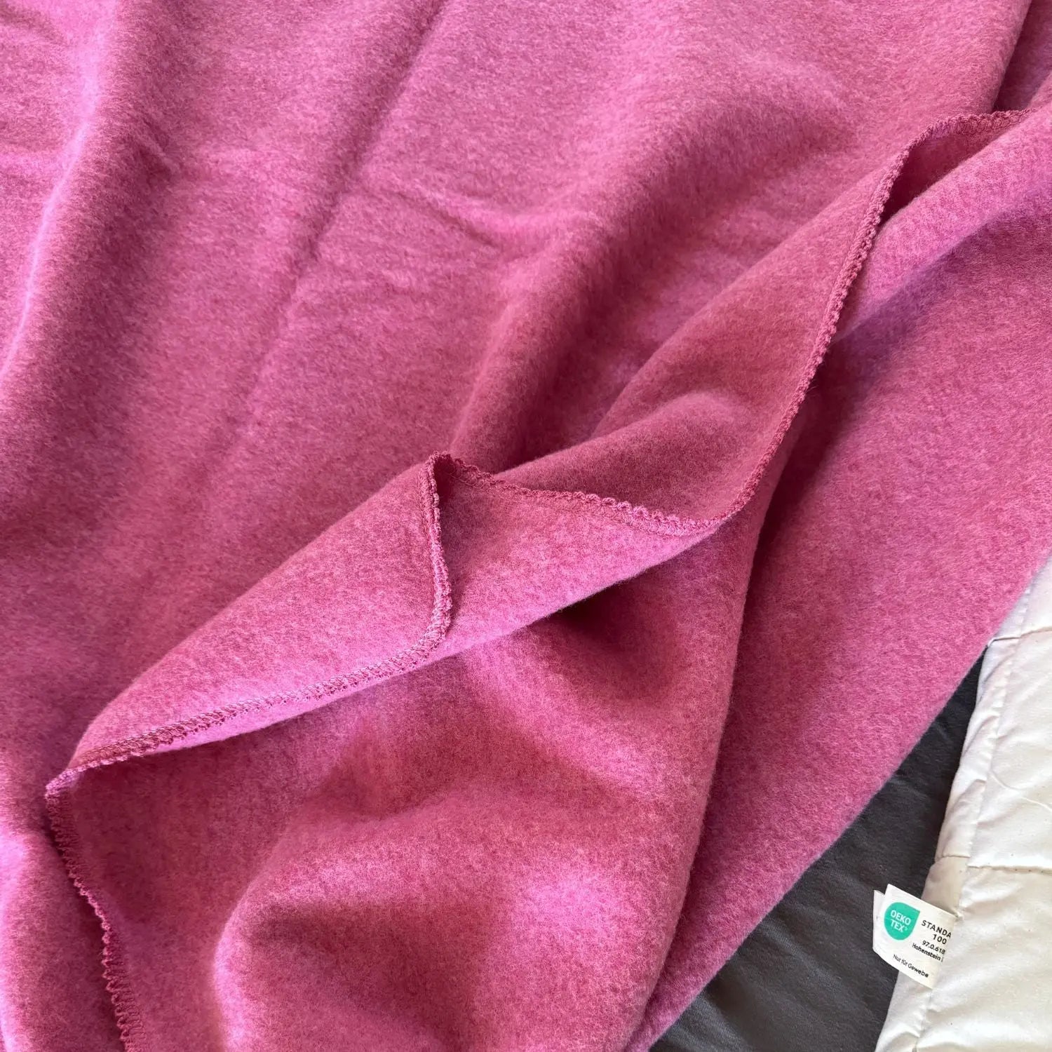 Couverture bébé en polaire de laine mérinos bio Reiff - Mauve 