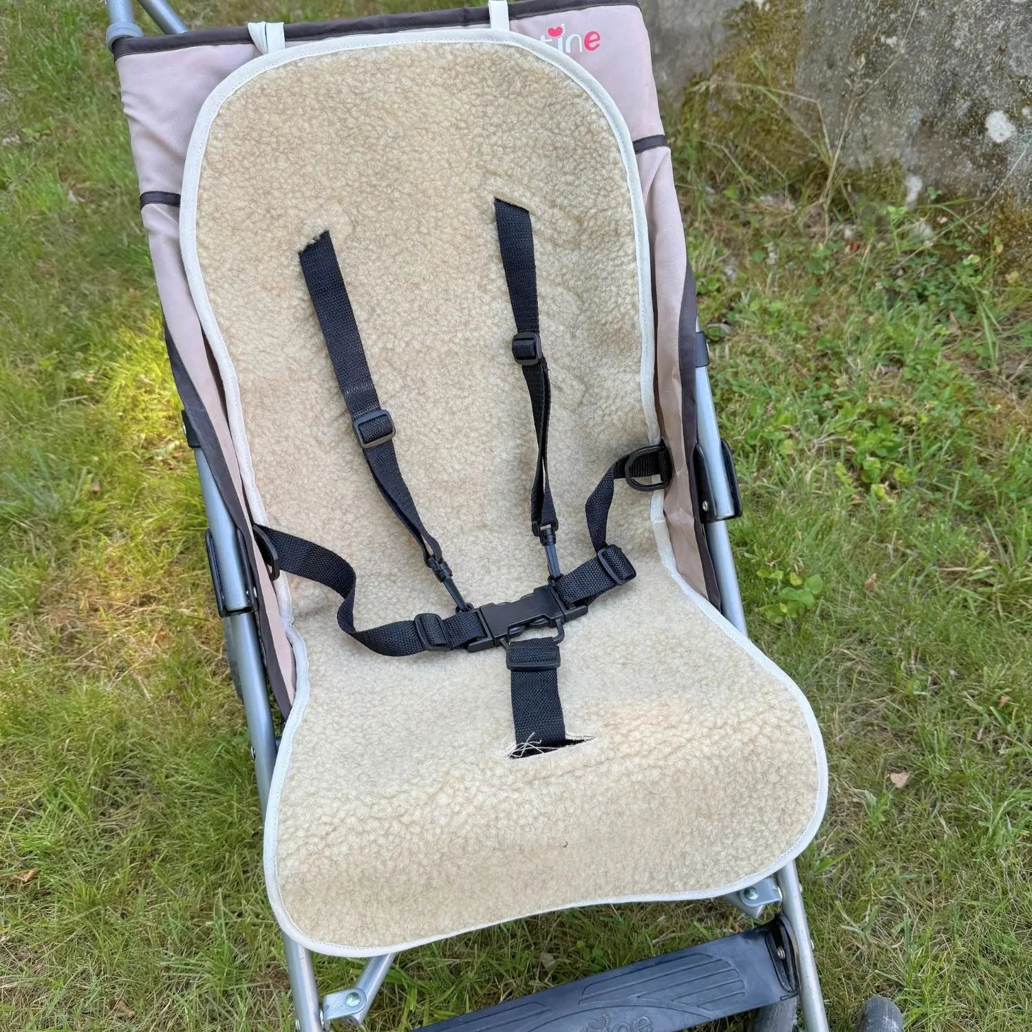 Assise pour poussette & siège auto en laine Sassoupi - Beige 