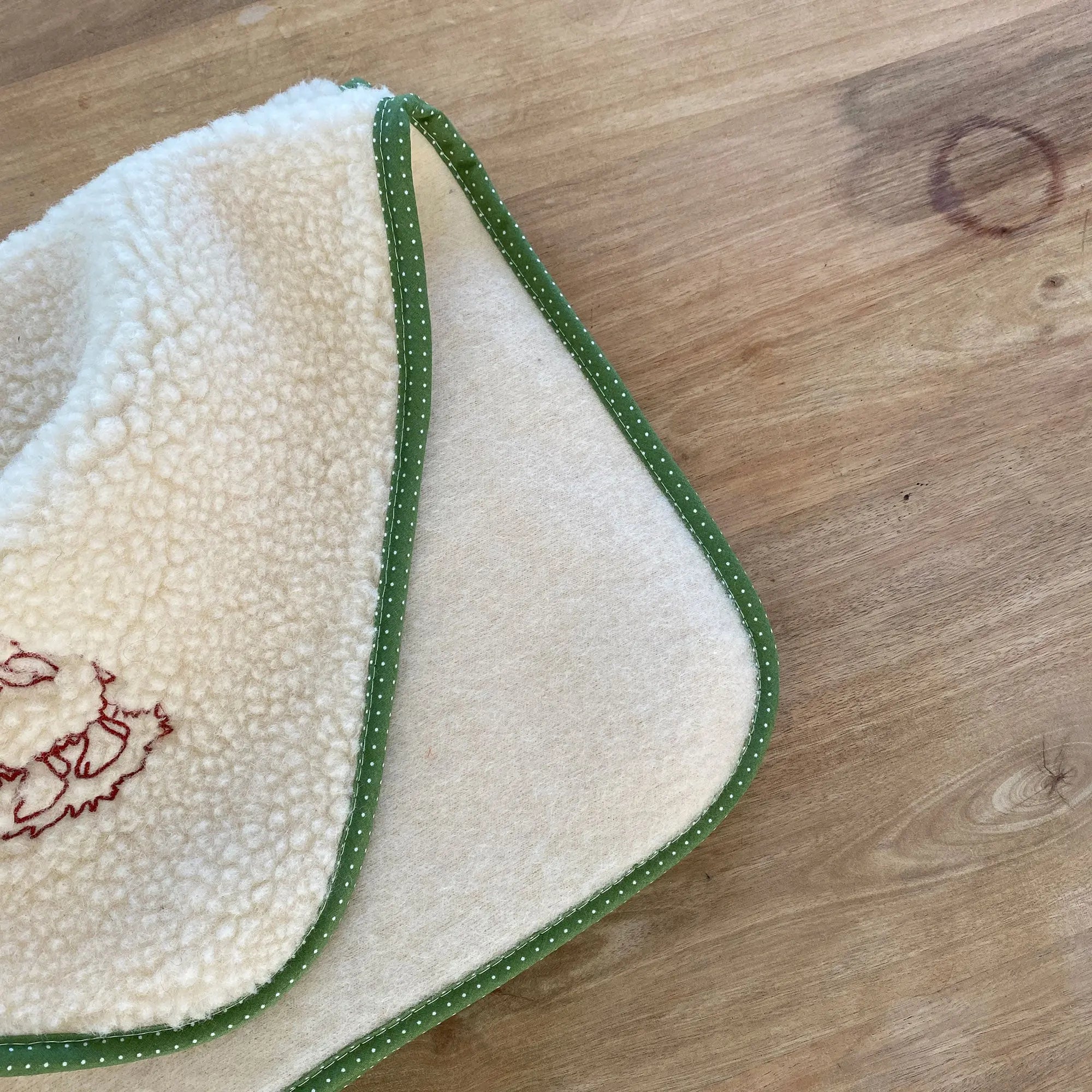 Couverture en laine vierge pour bébé Sassoupi 