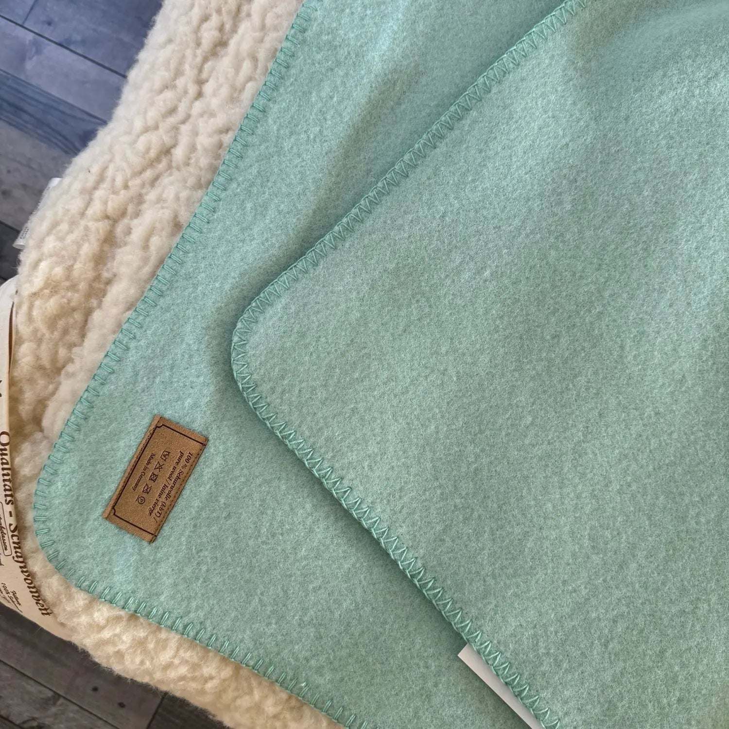 Couverture en laine vierge Songe Sassoupi - Jade 