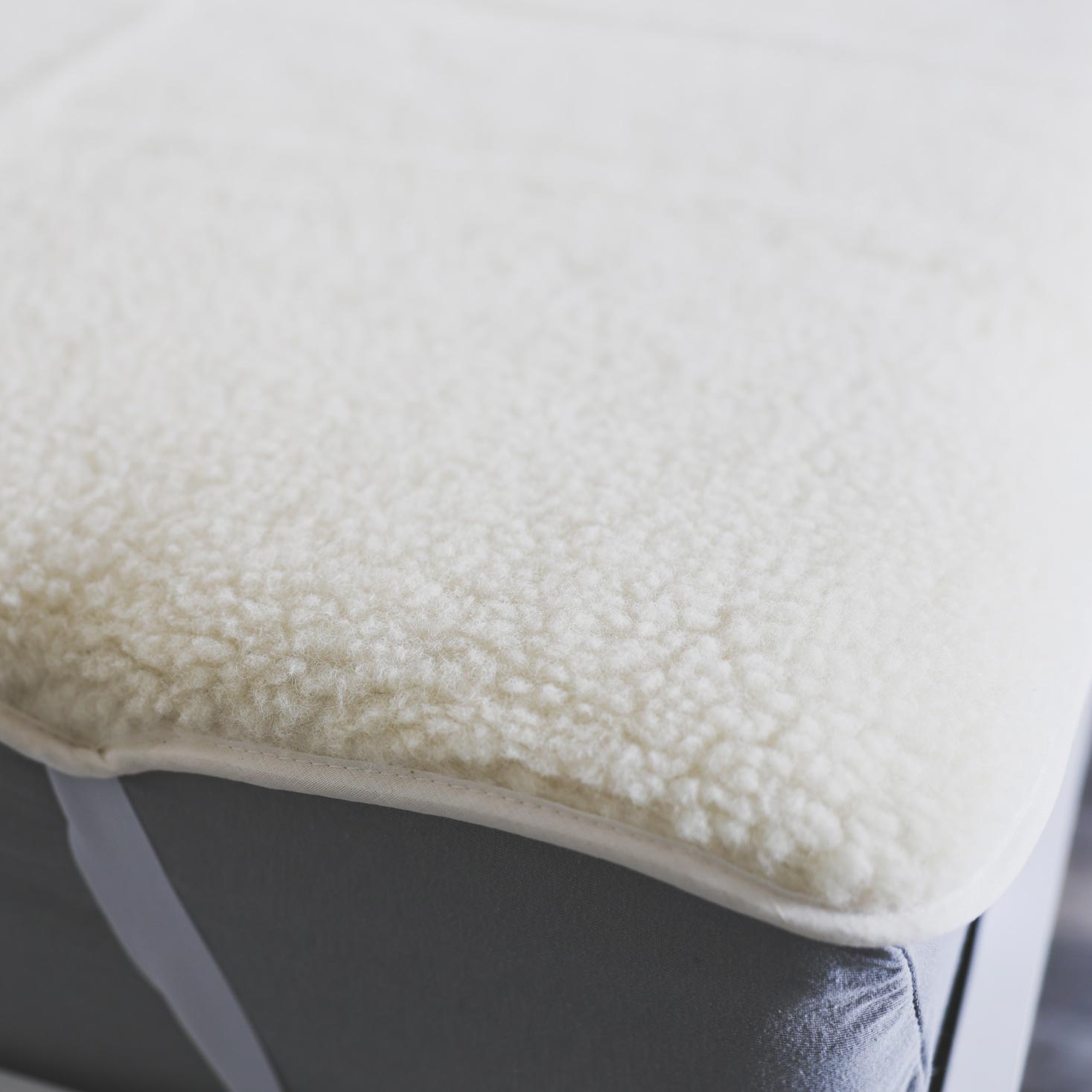 Protège matelas en laine vierge Sassoupi - 90x190 cm 