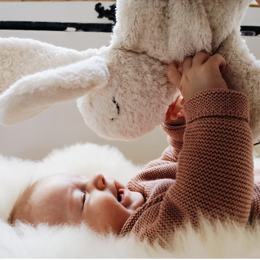 Doudou bouillotte en coton bio & laine Senger Naturwelt - Lapin 