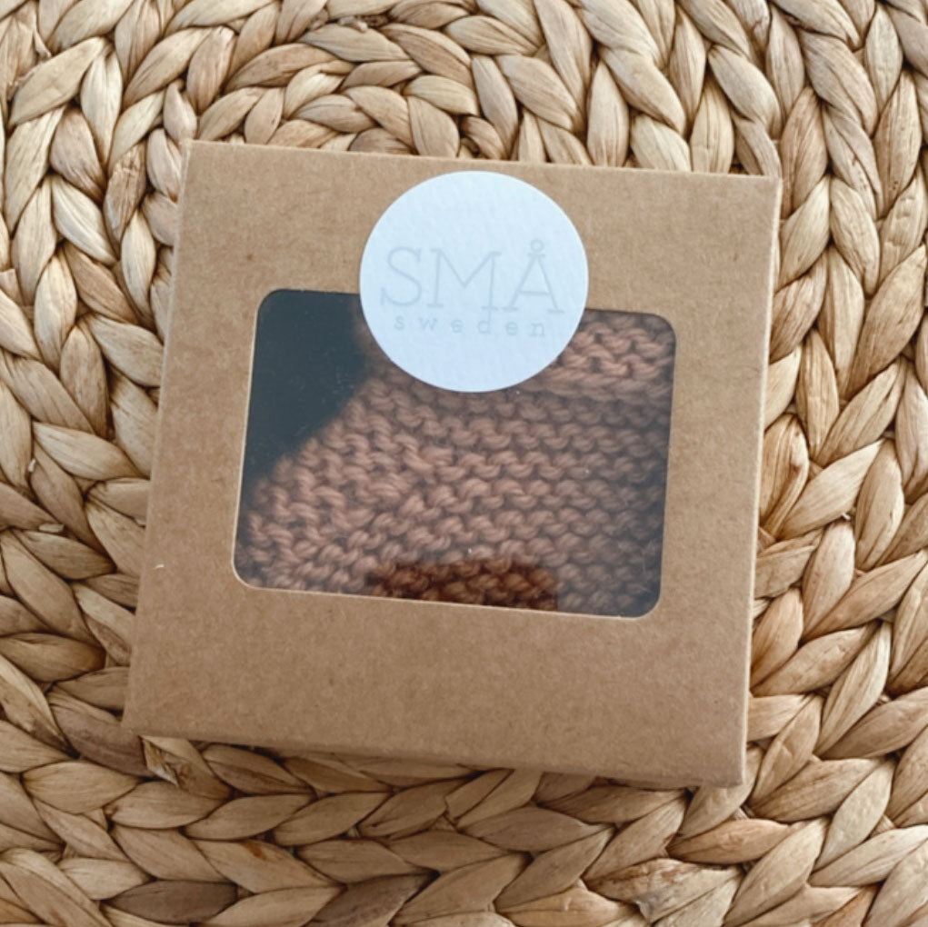 Chaussons tricotés à la main en laine SMA - Naturel - Lilinappy