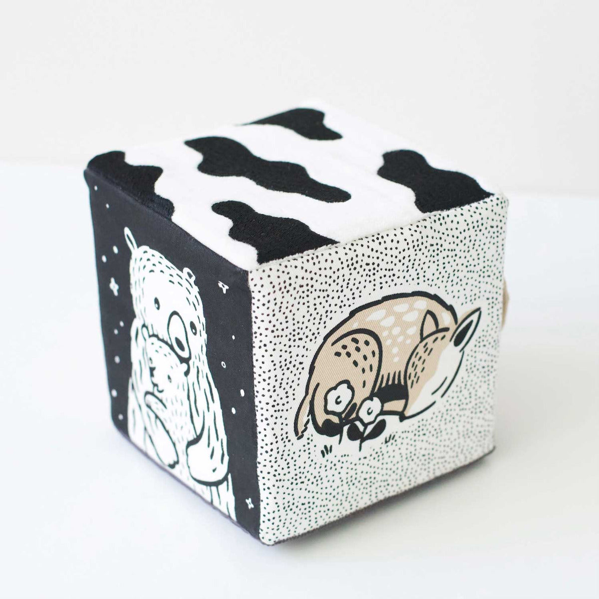 Cube sensoriel Wee Gallery - Bébés animaux - Lilinappy