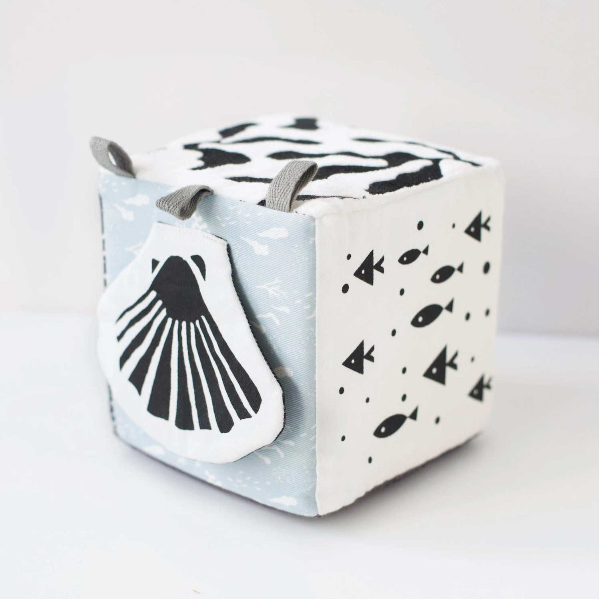 Cube sensoriel Wee Gallery - Sous l'océan - Lilinappy