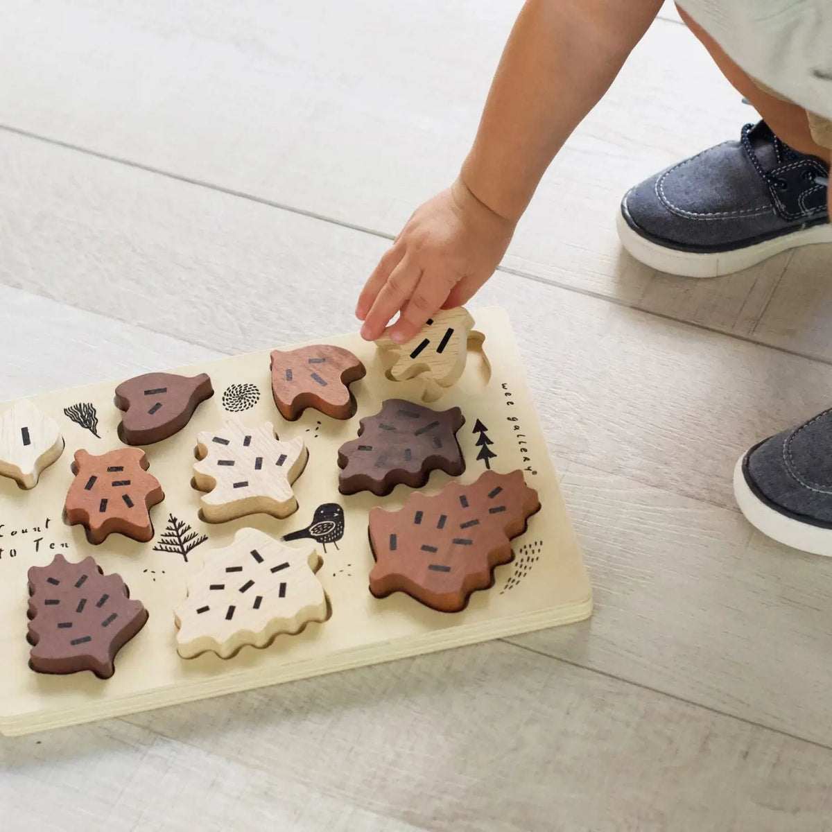 Puzzle en bois d'hévéa Wee Gallery – Feuilles