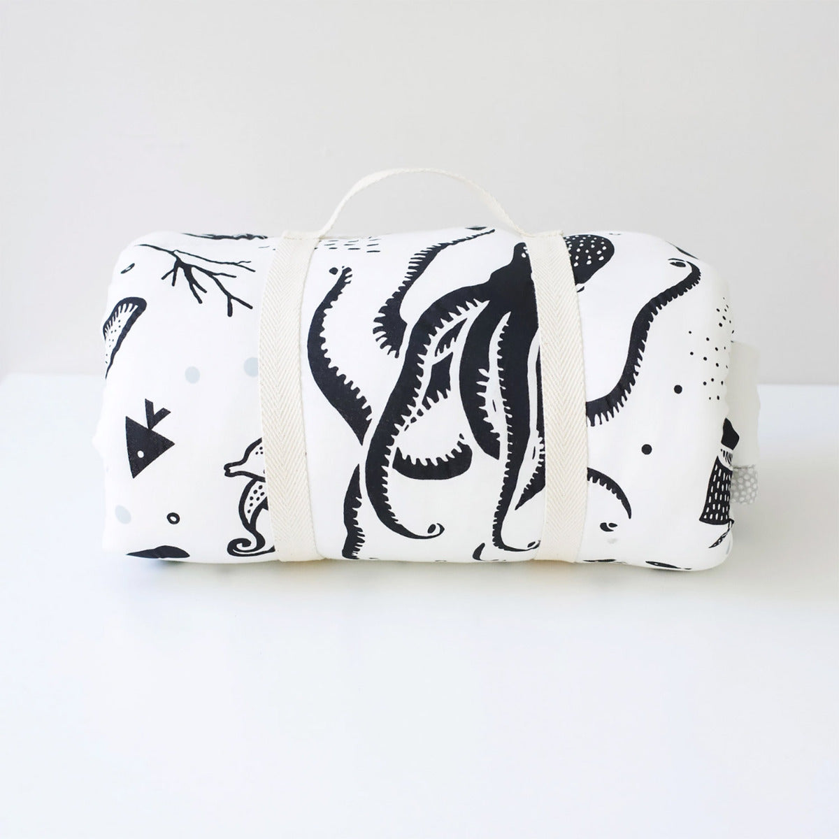 Tapis de jeu en coton bio Wee Gallery - Océan - Lilinappy