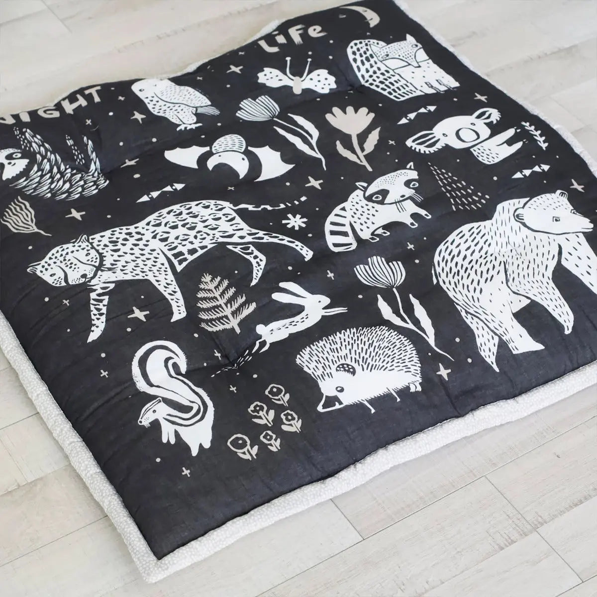 Tapis de jeu réversible en coton bio Wee Gallery Wildlife