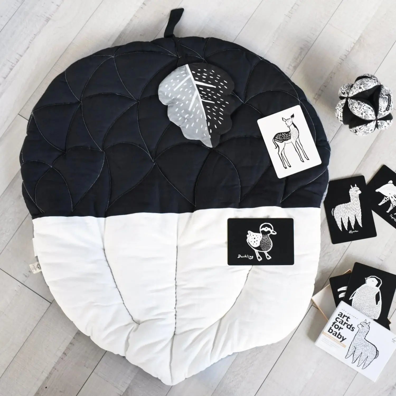 Tapis d’éveil matelassé Wee Gallery Acorn 