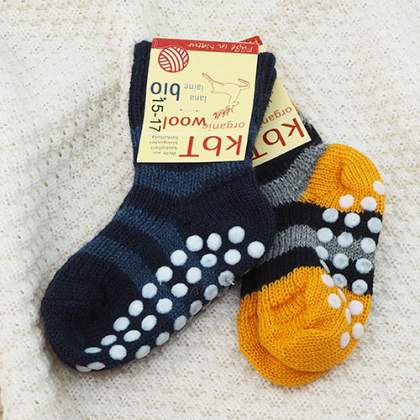 Chaussettes en pure laine bio mi-hautes pour bébé et enfant